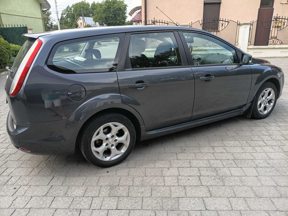 Автомобіль Ford Focus Titanium