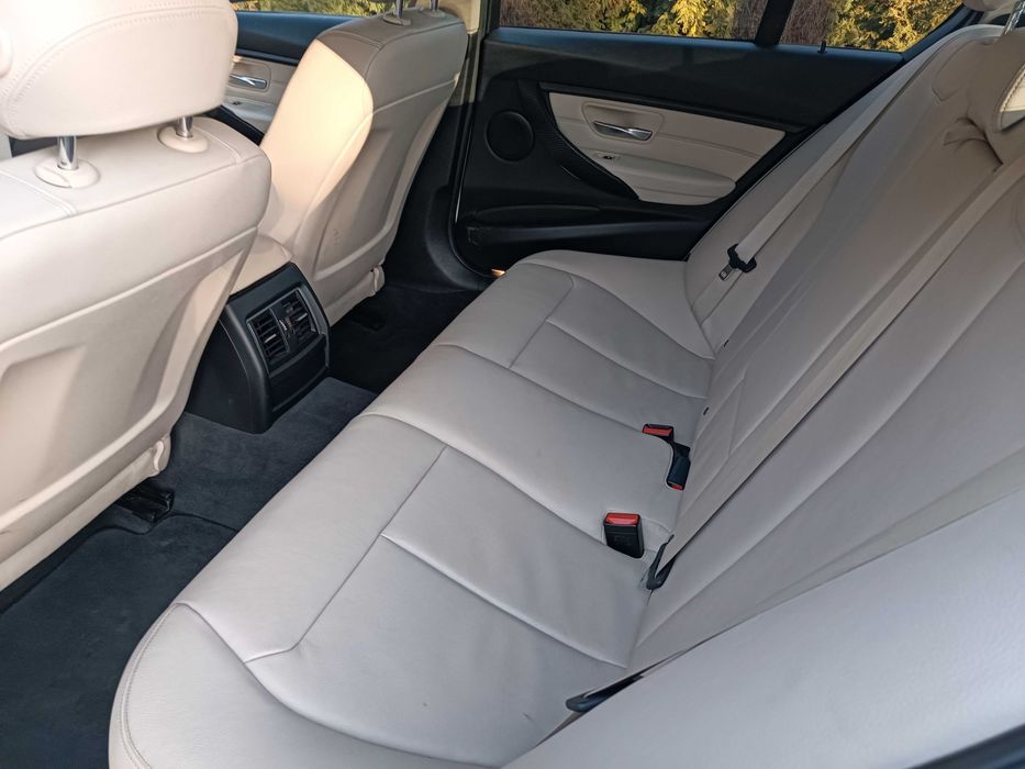 BMW 320 i F30 XDrive 2.0 2016 r.
