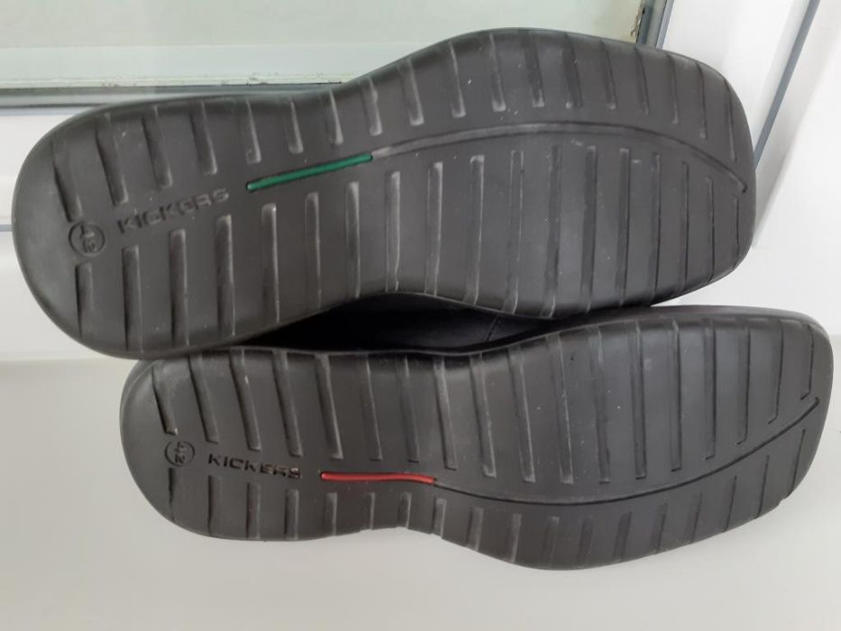 Buty skórzane Kickers 42