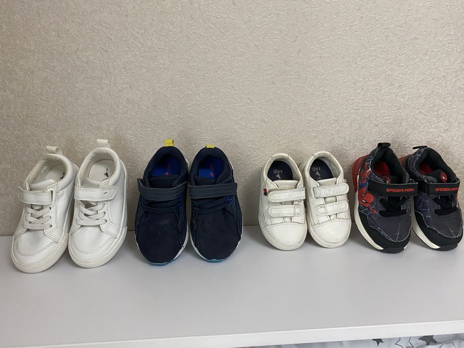 Кросівки та кеди для хлопчика
