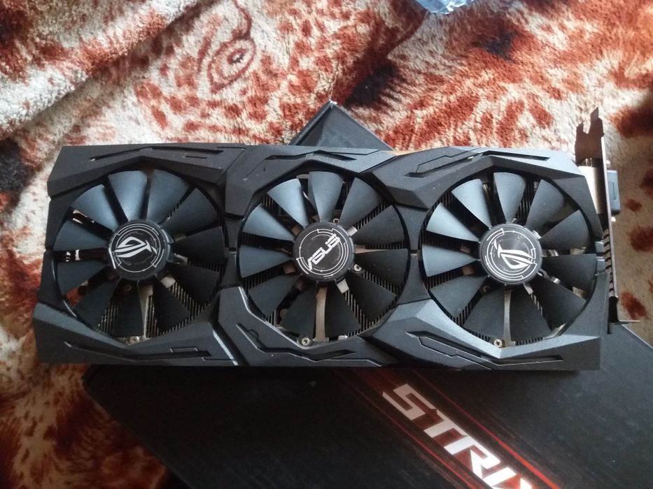 Top Asus Strix Radeon RX 580 8 Gb