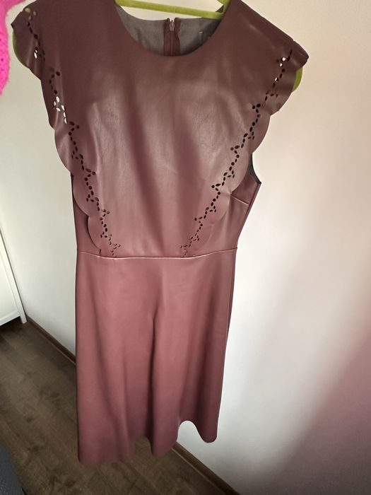 Nowa sukienka miekka eko skorka r38