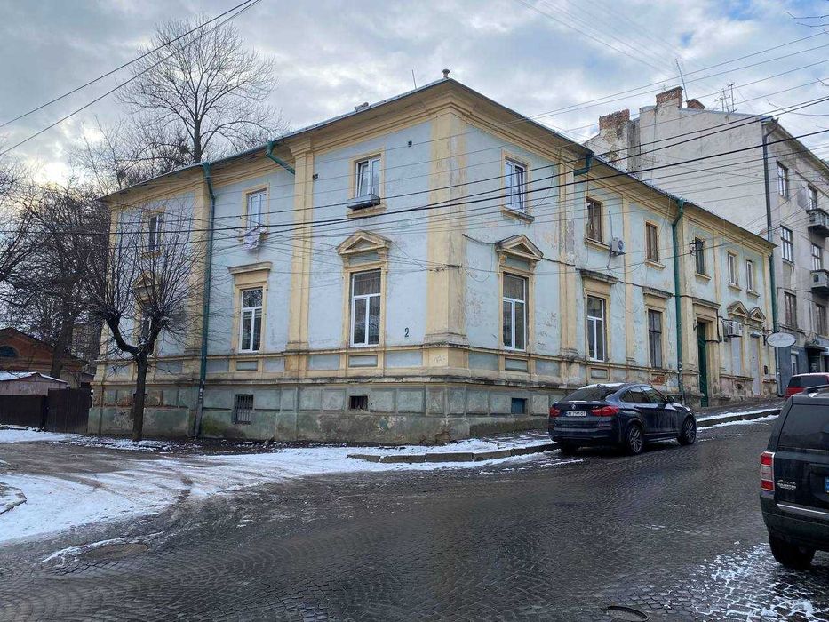 Нежитлове приміщення підвалу, площею 16,2 кв.м, м.Чернівці