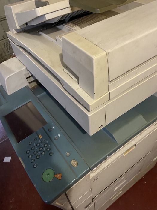Продам принтер Cenon CLC 3220 как донор