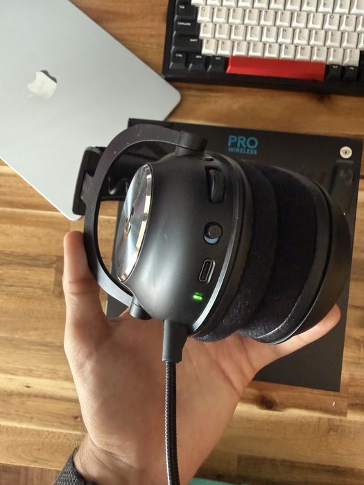Logitech G Pro X Wireless Gaming Headset com Caixa e Dongle USB