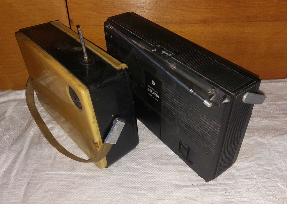 Радиоприемник ВЭФ Спидола, Селена-223.