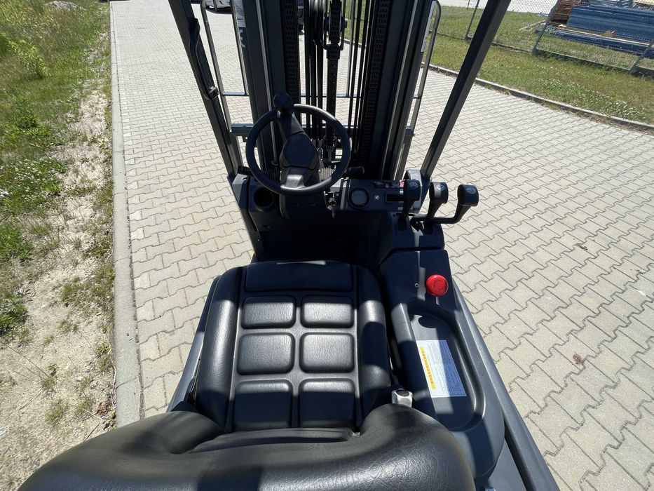 Wózek widłowy Trójkołowy Gunter Grossmann  1,5 T
