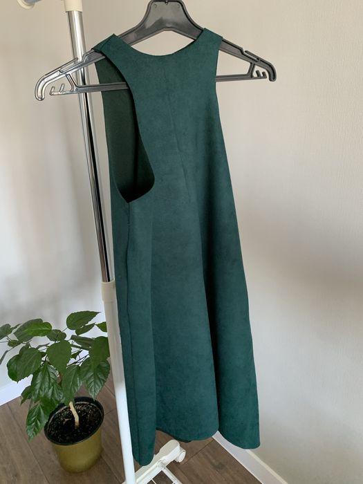 Смарагдове плаття трапеція