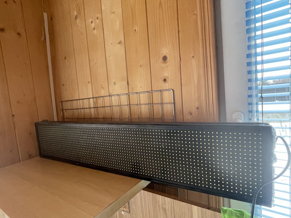 Світодіодна вивіска для реклами бігова строка