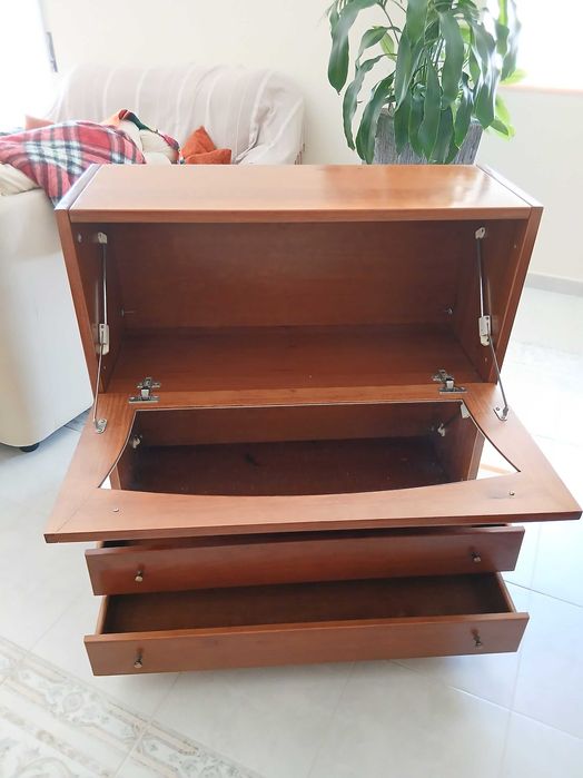 Móvel para Tv com bar e módulo com 2 gavetas