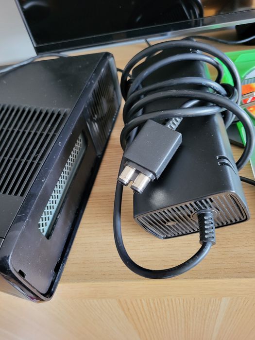 Xbox 360 S slim 250 GB