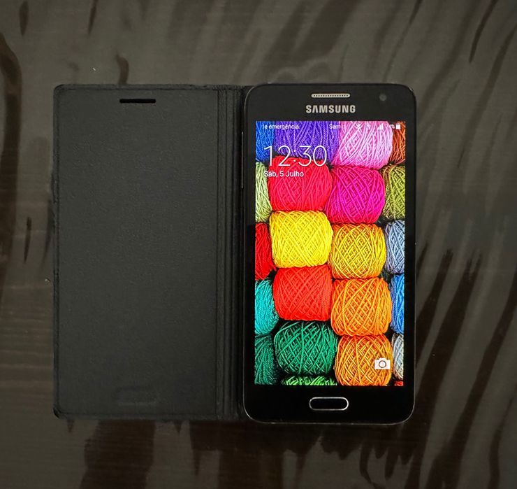 Telemóvel Samsung Galaxy A3