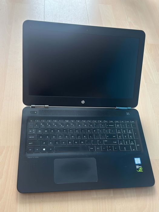 Laptop HP,  i5-8gen, GTX 1050 Ti, 8GB ram, 1Tb hdd + 256GB ssd