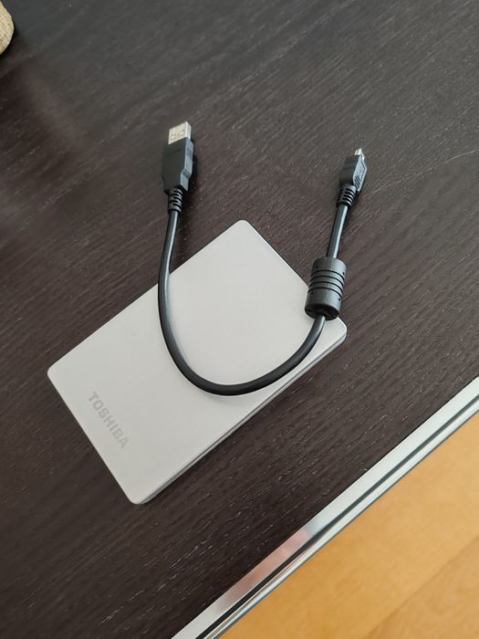Disco rígido externo Toshiba Cânvio 500Gb - NOVO