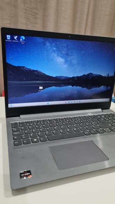 Portátil Lenovo como novo