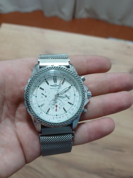 Часы Breitling, механические с автозаводом, на ходу.