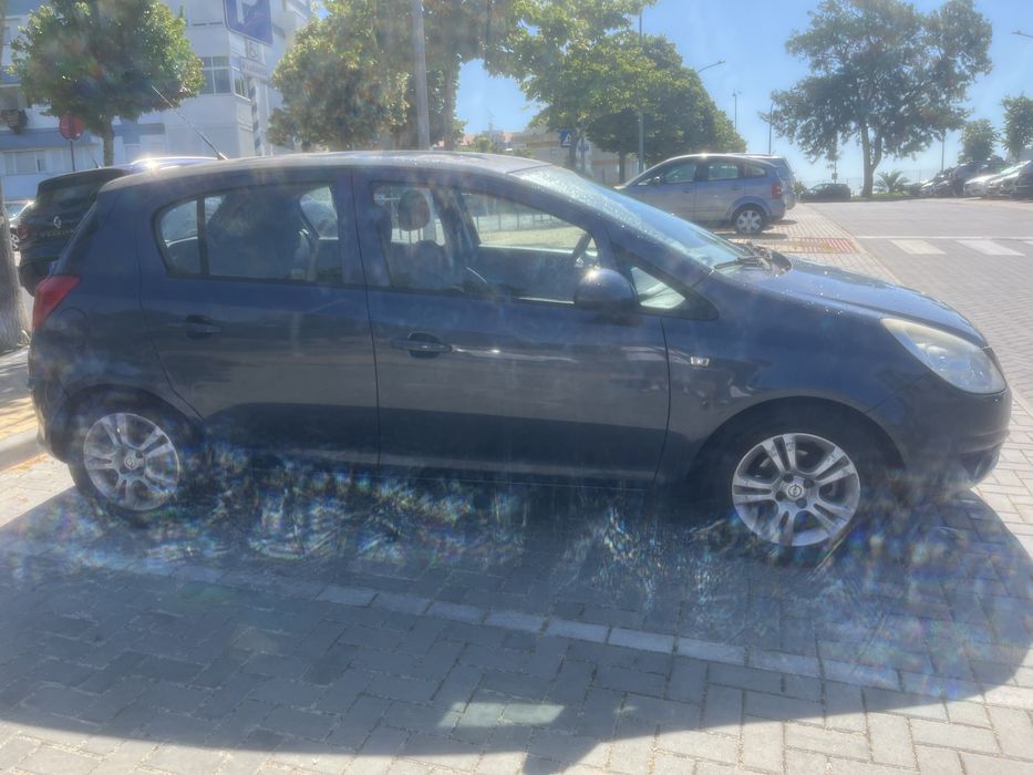 Opel corsa 1.2 2011