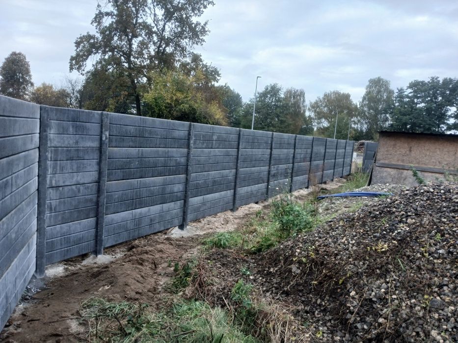 Montaż ogrodzeń panelowych 2d,3d boksy płoty betonowe