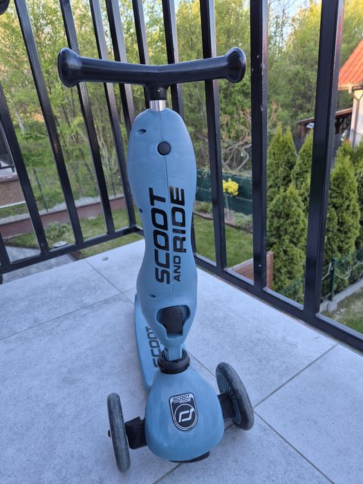 Scoot and Ride niebieski
