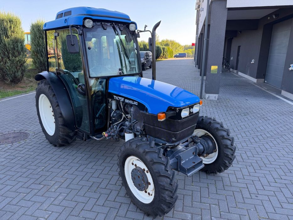 New Holland TN 75F Sprowadzony Klimatyzacja