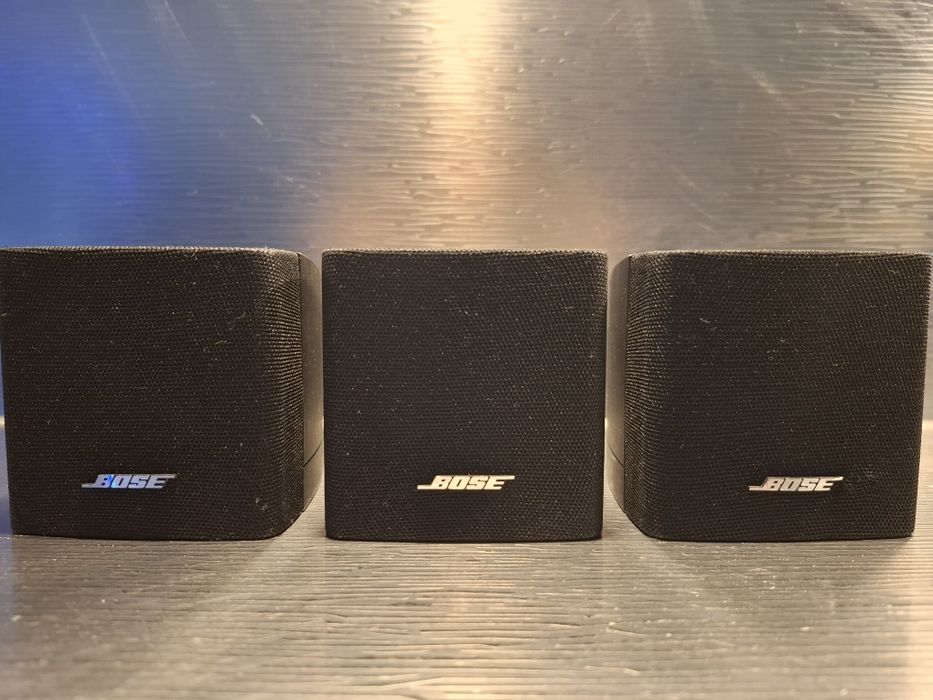 Колонки BOSE Acoustimass single cube.