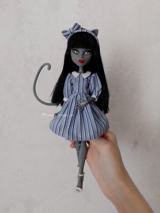Одяг на ляльку  Monster High / EAH
