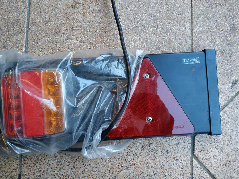 Lampy zespolone tylne DO PRZYCZEPY LED TT Technology TT.12004