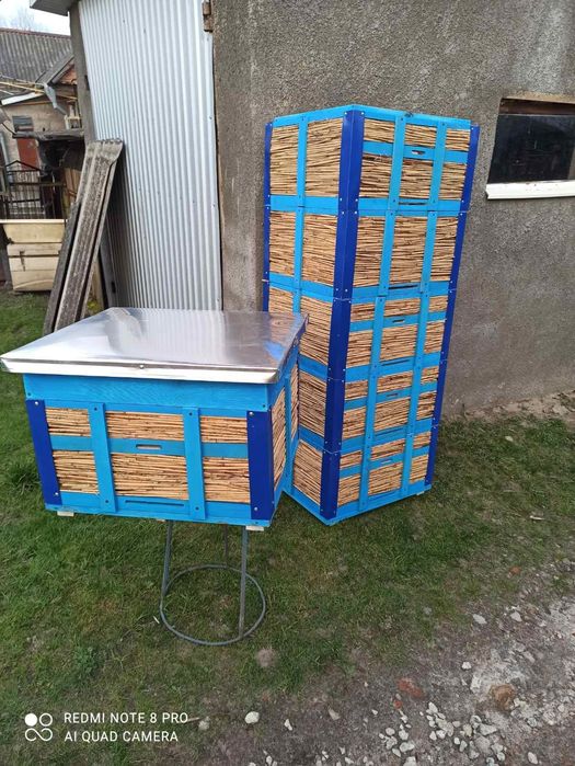 Вулики з очерету