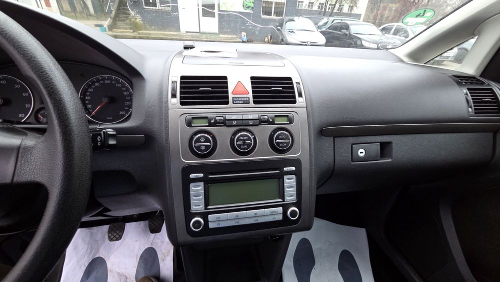 2007 Touran 1.6 mpi 7 місць