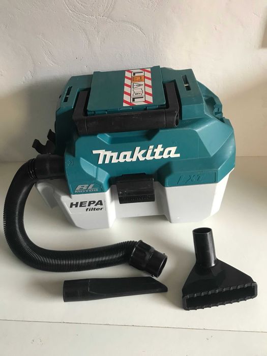 Пилосос акумуляторний Makita DVC750L з Англії