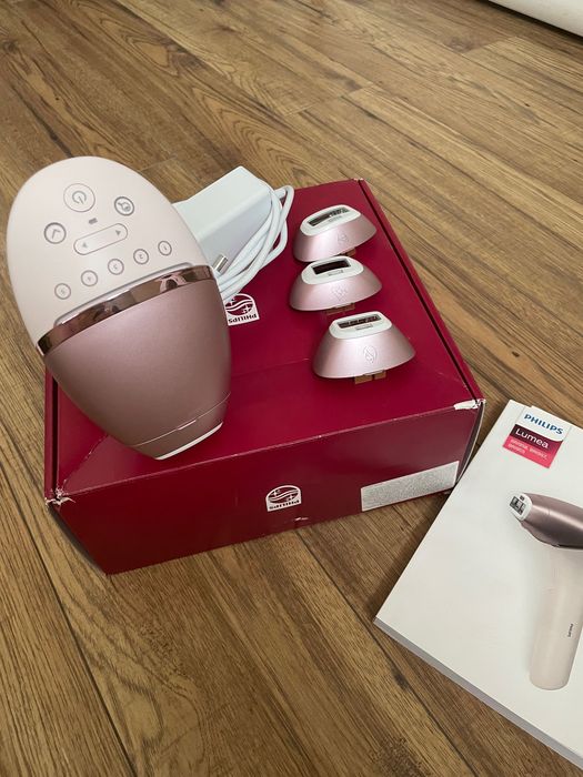 Depilator laserowy Philips Lumea 9000