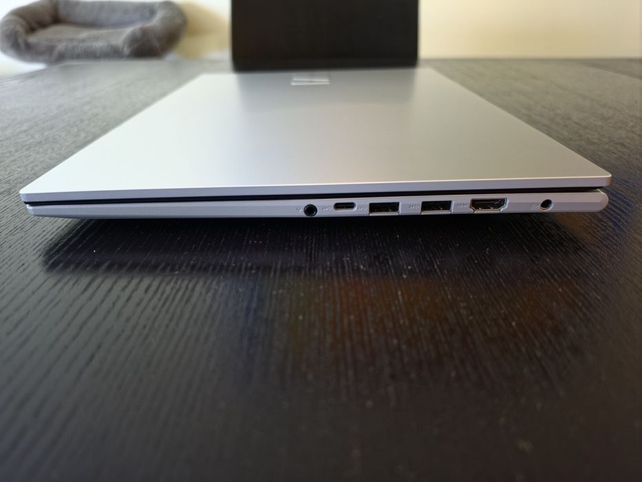 Portátil Asus Vivobook F1605Z, i7, como novo,  fatura,  garantia