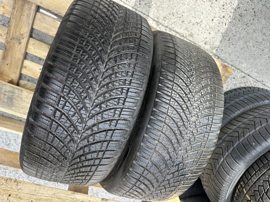 Шини 24 рік 225/40 R18 Goodyear