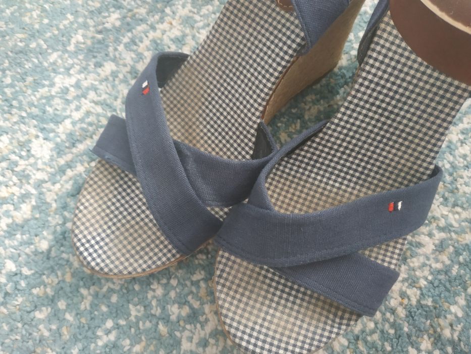 Espadryle na koturnie 39