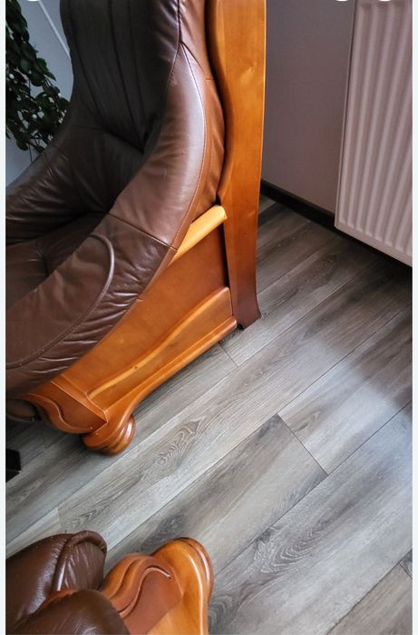 Шеіряний диван і два крісла