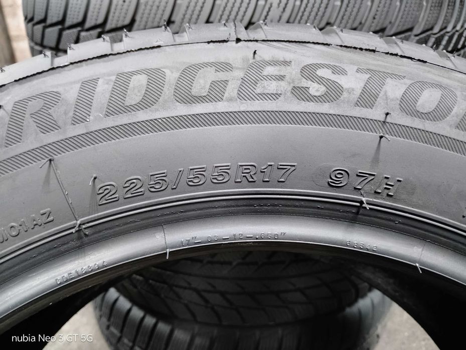 Шини бу 225/55 R17 Bridgestone Blizzak LM001 Run Flat Комплект Зима