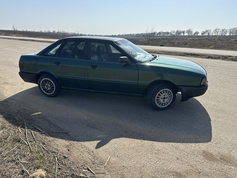 Audi 80 b3 1.6 бензин