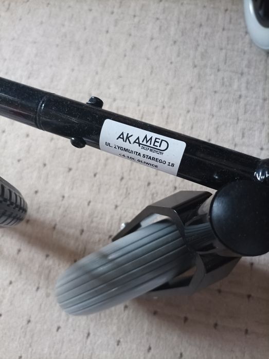 Nowy wózek inwalidzki szerokość 58 cm