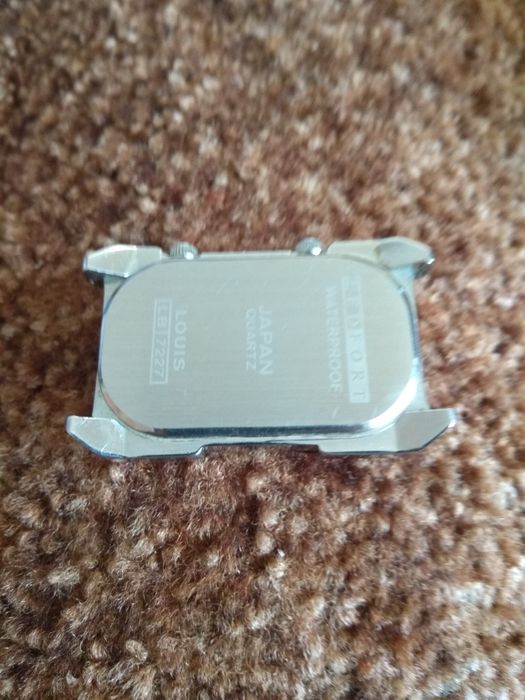 Два в одному годиники кварцеві.