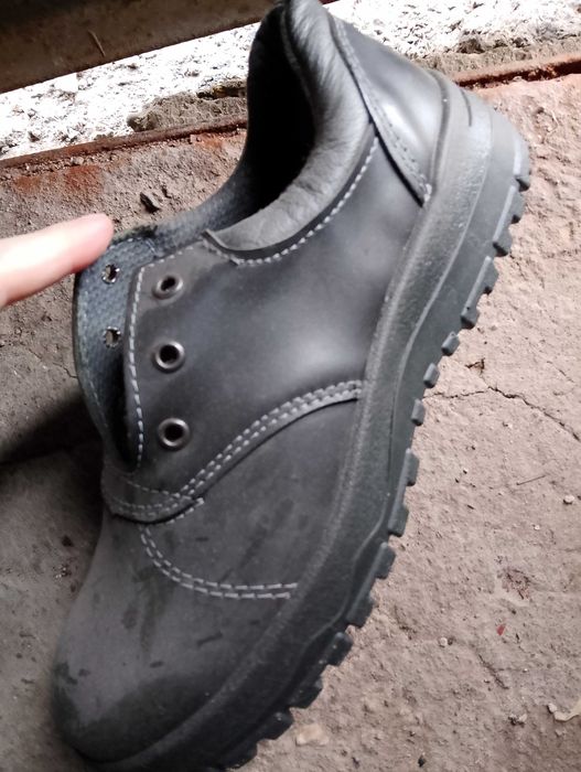 Buty robocze. Bardzo ładne