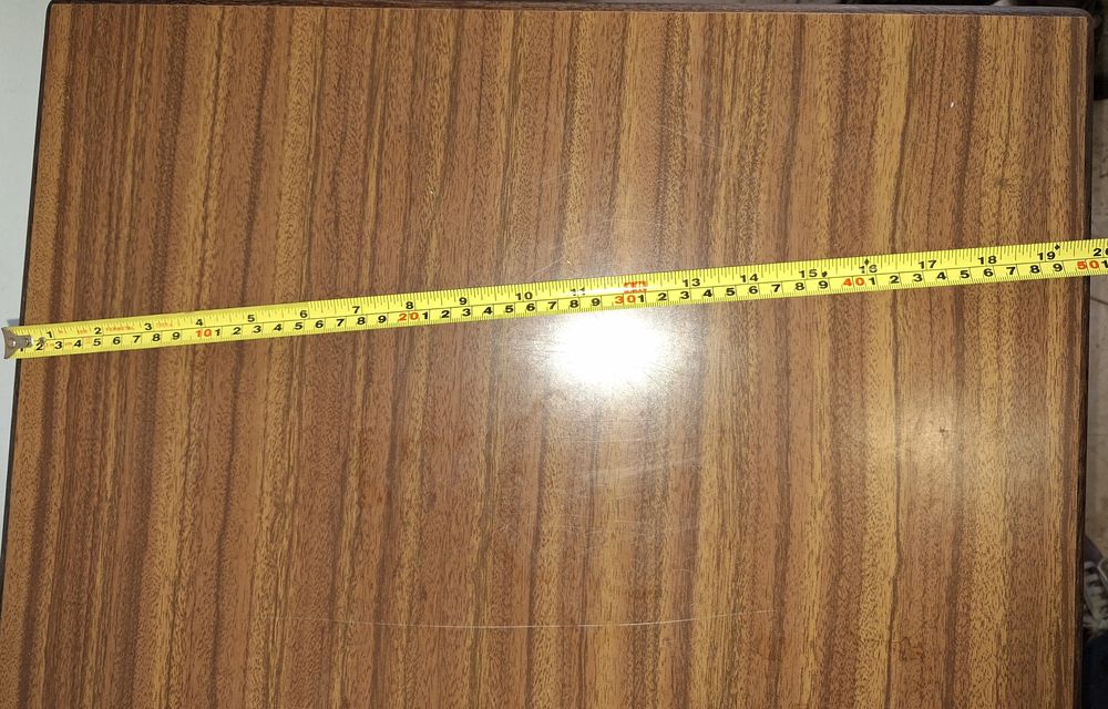 Secretária em metal e madeira - 1,10 m x 0,50 m x 0,82 m - Usada