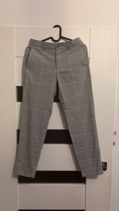 Bershka spodnie chłopięce r. 34