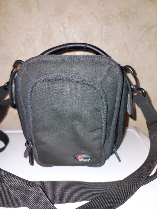 Цифровой фотоаппарат Sony Cyber-Shot DSC-H7