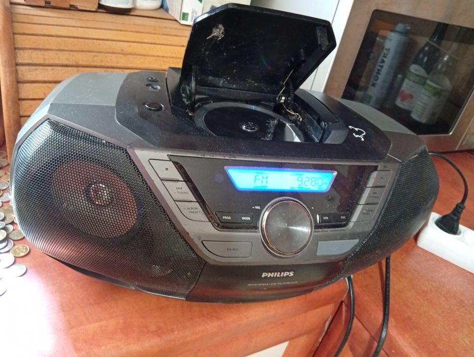 Kultowy radioodtwarzacz CD firmy Philips, sprawny, korektor, podbicie basów