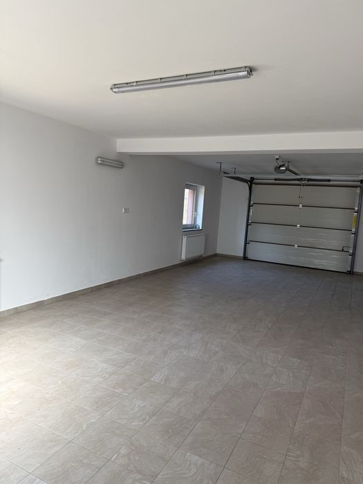 Wynajmę garaż /lokal użytkowy ok 100m2