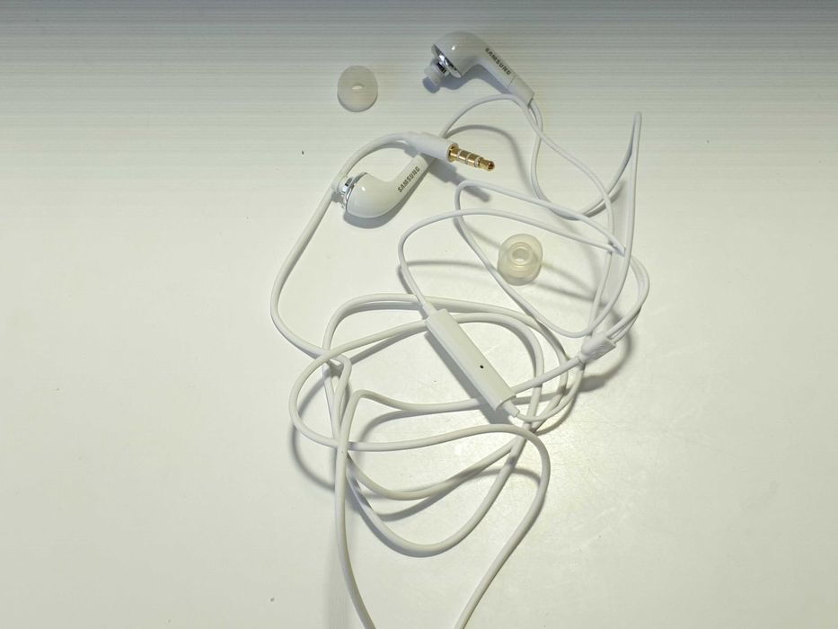 Навушники Samsung EHS64 + мікрофоном