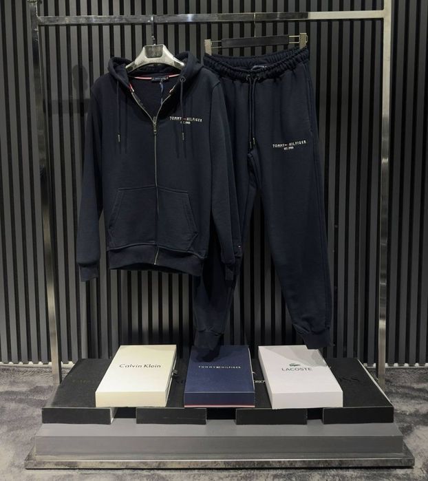 Чоловічий Мужской спортивний  костюм  Tommy hilfiger  armani колір  чорний  та синій