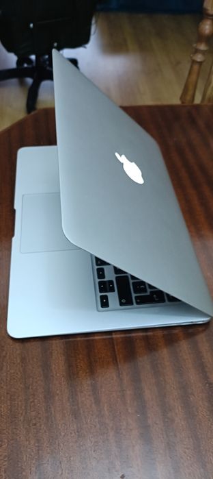 MacBook Air 13” i5 SSD Big Sur Apple MacBook Impecável