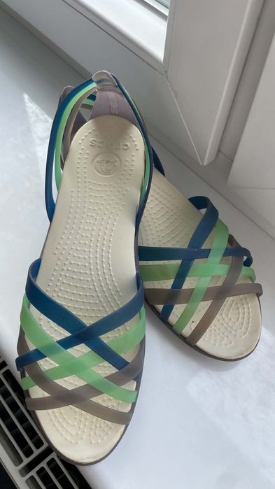 Crocs sandały huarache flat W8 38/39