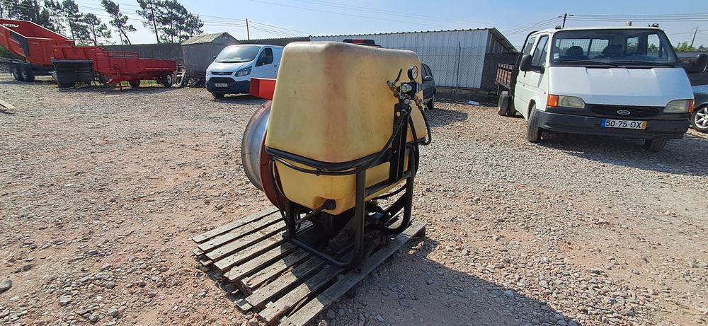 Pulverizador/ Atomizador 300 lts c/ turbina
